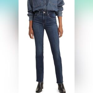Levi’s 724 High Rise Straight Jeans in Chelsea Hour - Dark Indigo